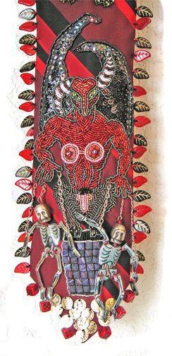 галстук с бисерным декором работы Дастина Ведекинда