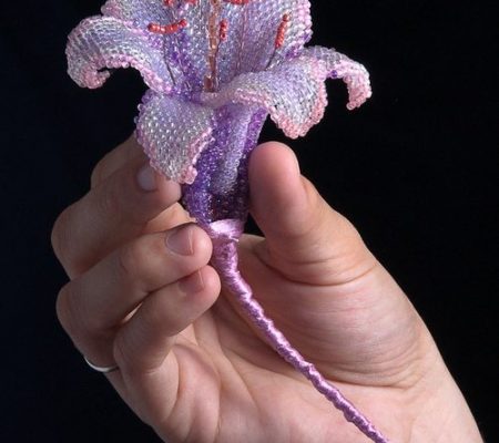 Лилия из бисера - схема плетения