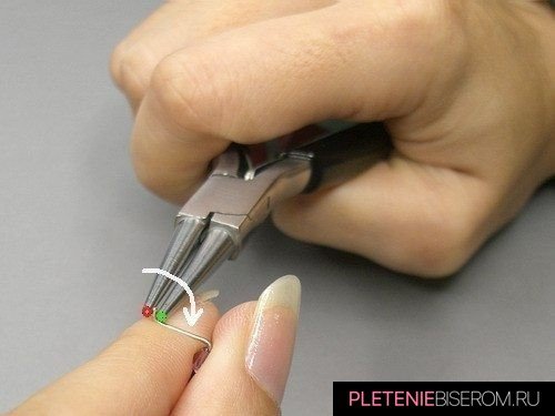 how to make jewelry beaded simple loop step 7 tn