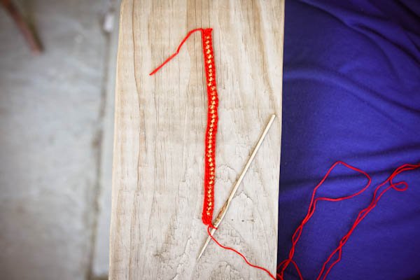 Фенечки из бисера и мулине-плетение готово