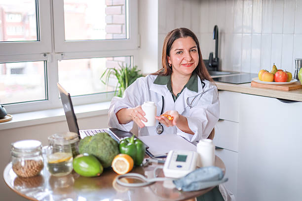 предложения работы диетологом в Москве